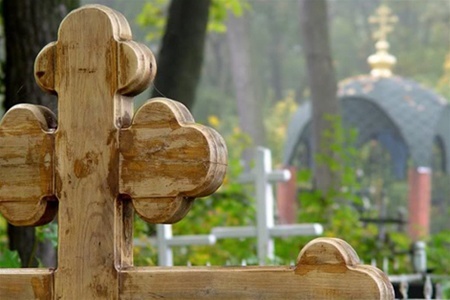 Сьогодні розпочинаються поминальні дні: як дістатися до кладовищ у столиці