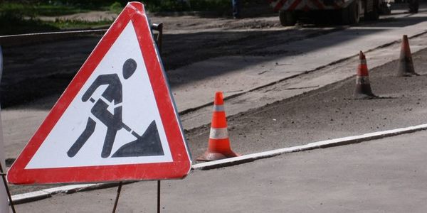 Рух транспорту по Набережному шосе обмежать