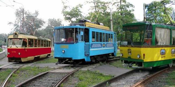 Стару трамвайну лінію реконструюють на площі Шевченка у Києві