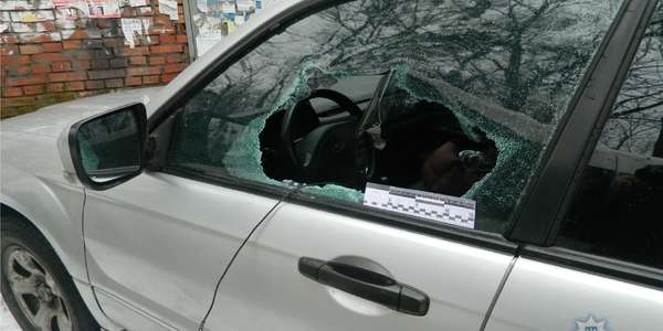 Злякавшись поліцейських, крадії відразу ж зізналися у скоєному