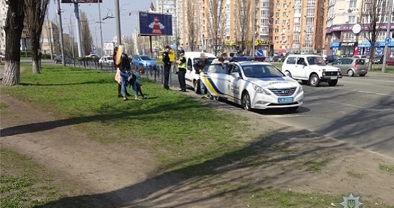 Пасажири маршутки затримали кишенькового злодія