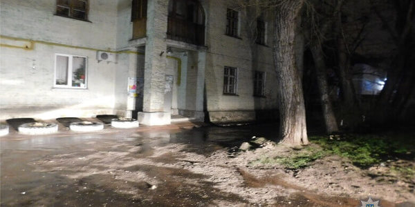 Застілля посеред вулиці скінчилося пограбуванням