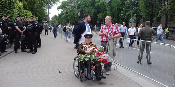 День Перемоги чи День пам’яті та примирення
