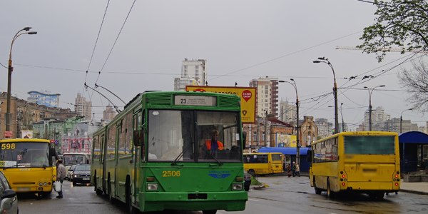 Капремонт на Дорогожичах змінить рух 5 тролейбусів