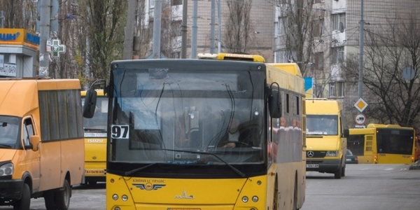 Через капремонт на Академмістечку автобус змінить маршрут