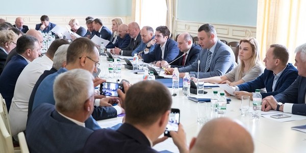 Кличко вимагає в Уряду монетизацію пільг на проїзд та збільшення субвенцій на освіту та медицину