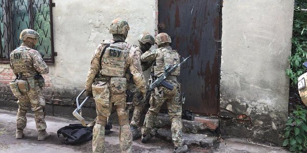 У столиці група людей підробляла акцизні марки