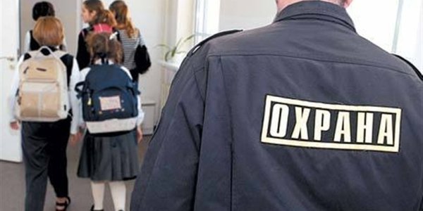 У садках і школах столиці не пускатимуть чужих