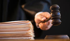 Столичного правоохоронця засудили на 5 років за хабар