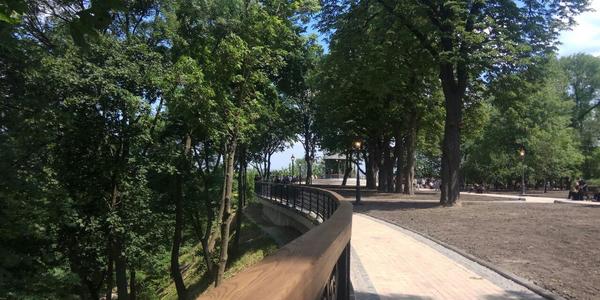 На відкритті Володимирської гірки у небо випустили метеликів