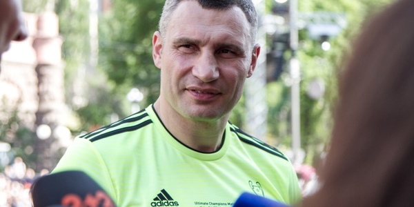 Віталій Кличко: столиця чекає сьогодні всіх на грандіозний футбол
