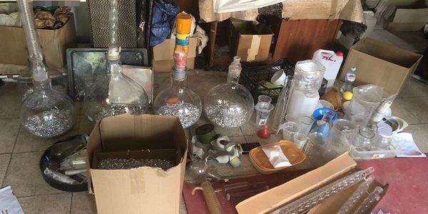 Друзі наварили наркотиків на 100 тисяч гривень