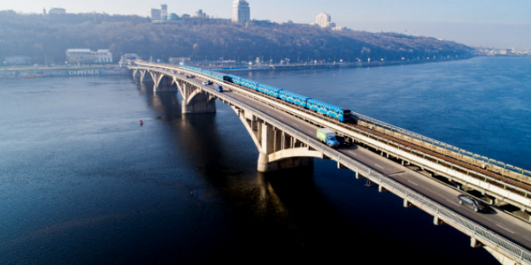 Все під контролем: міст метро відремонтують до 2022 року