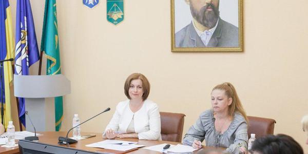 Київ виділить на Нову українську школу до 218 мільйонів гривень