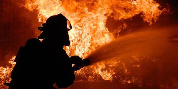 На Солом'янці вогнеборці ліквідували пожежу у 16-ти поверховому будинку