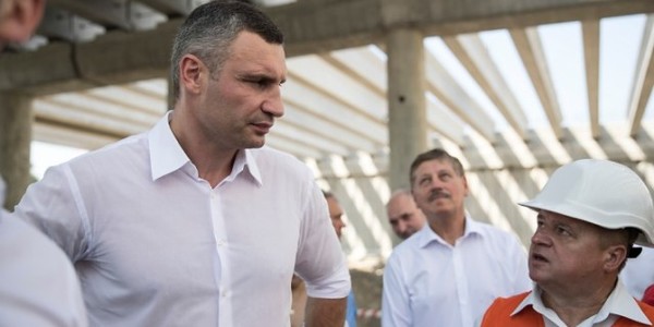 Віталій Кличко: На Оболоні відновили будівництво Окружної дороги, здадуть у 2019 році