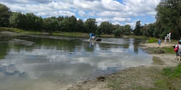 Олексій Окопний розповів про занедбане Синє озеро на Виноградарі