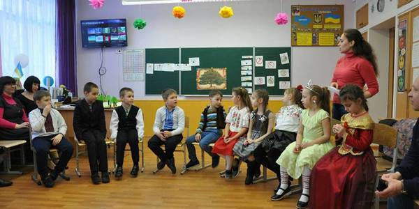 Доступ до правди: батькам порадили, як перевірити гаманець школи