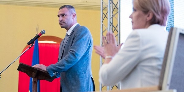 Кличко: Київ виділив найбільше коштів на впровадження концепції Нової української школи