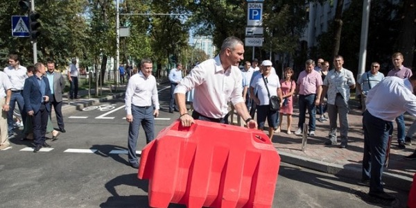 Віталій Кличко відкрив рух на Леонтовича й перевірив Ярославів Вал