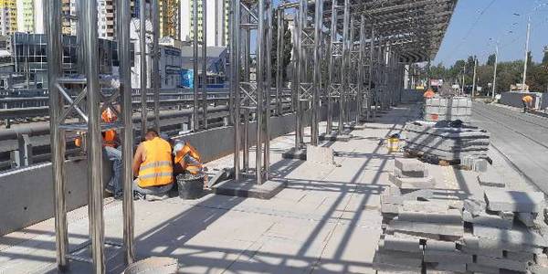 Поїдемо вільно: на шляхопроводах Києва завершується реконструкція