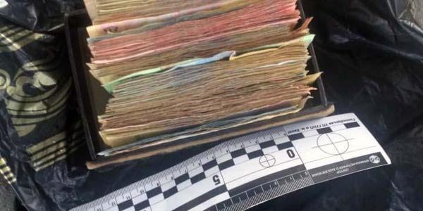 У Голосієві зловмисник вкрав усі гроші у касира