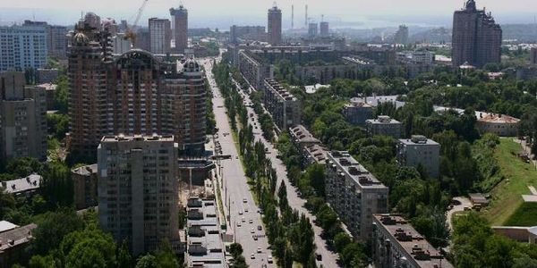 На бульварі Шевченка створюють смугу для громадського транспорту