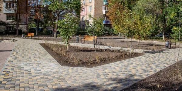 На Солом'янці майже готовий новий сквер