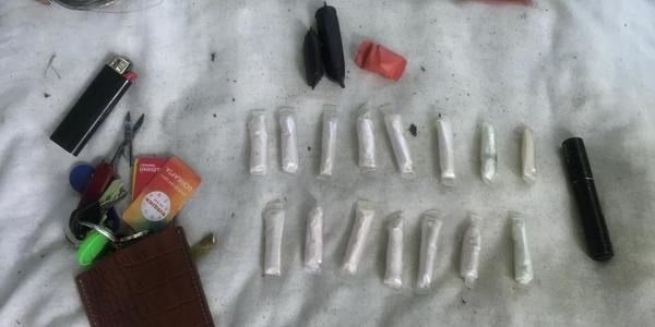 У Києві чоловік прогулювався з наркотиками