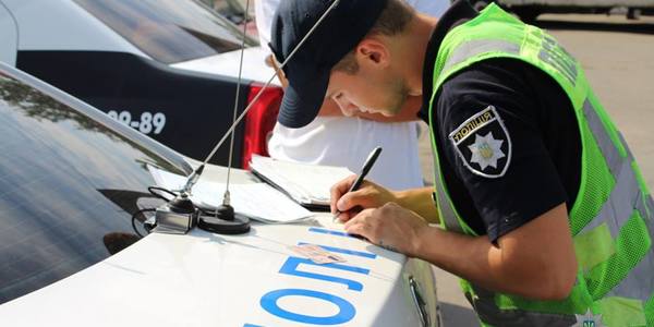 Радари в патрульних ловитимуть водіїв-порушників на відстані 1200 метрів