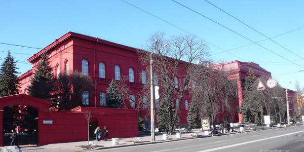 На 4 години закриють рух транспорту по вулиці Володимирській