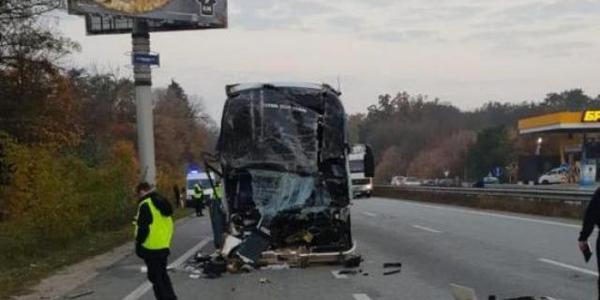 Під Києвом в страшну аварію потрапила знаменита група Дизель Шоу