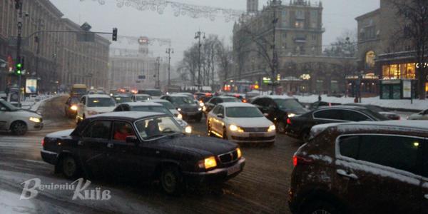Хрещатик буде відкритий всі свята: схема проїзду