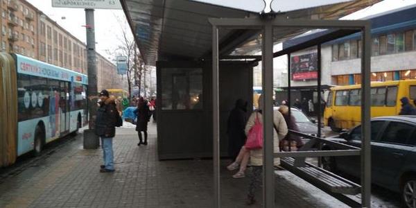 На Лук'янівці переобладнали великий пересадковий вузол