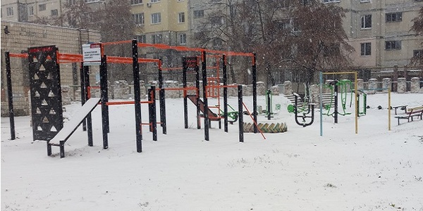 На лівобережжі столиці спорудили купу спортивних майданчиків за кошти Громадського бюджету