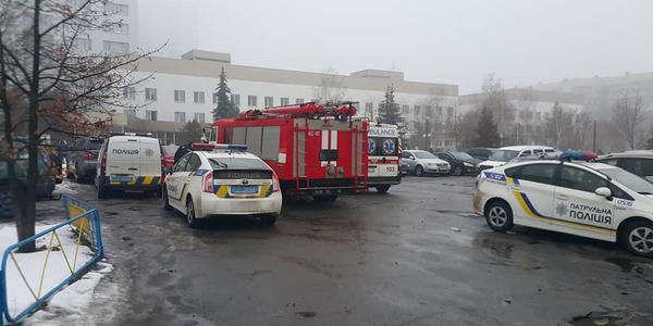На Оболоні евакуювали лікарню через «замінування»   
