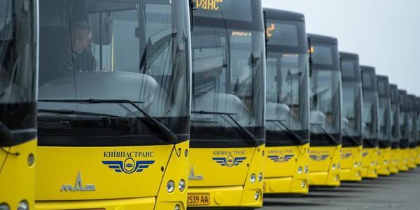 На вулиці Антоновича заблоковано рух тролейбусів