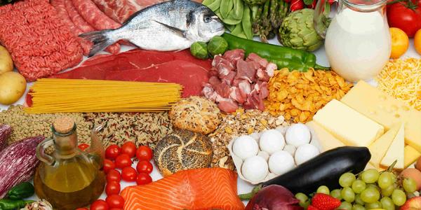 М'ясомолочних продуктів за мінімалку можна придбати більше, а хліба та овочів - менше