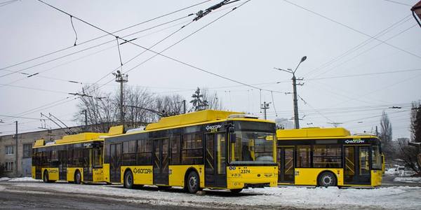Три маршрути тролейбусів до центру закриють через Київводоканал