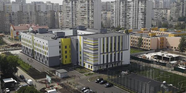 Власну землю отримали заклади освіти у 6 районах Києва
