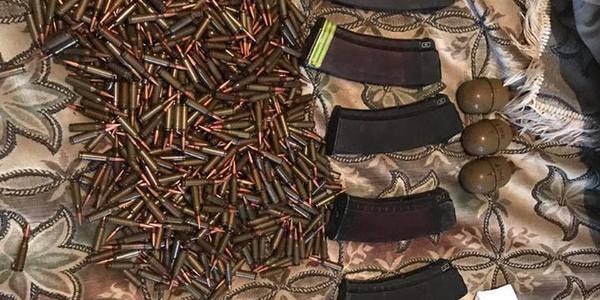 У Києві викрили молодика з арсеналом зброї