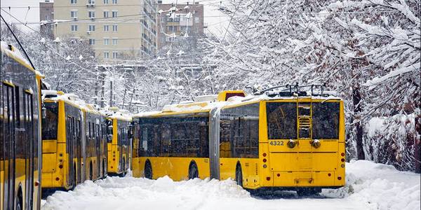 Через капремонт мосту Патона громадський транспорт змінить графік 