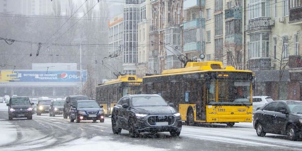Оперативне положення у Києві: які тролейбуси затримуються