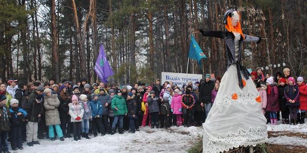 Фестиваль млинців та весняні забави: киян запрошують на Масляну