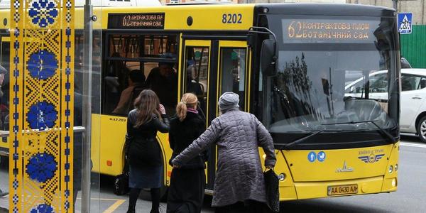 Чи монетизують пільговий проїзд пільговиків у Києві: правда та домисли