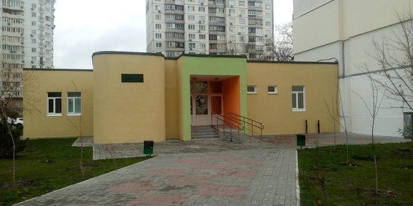 Діти не позичатимуть книжки у Гайдара: нова назва бібліотеки на Оболоні