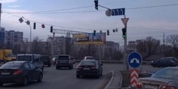 Комунальники не допустили нещасного випадку на проспекті Григоренка
