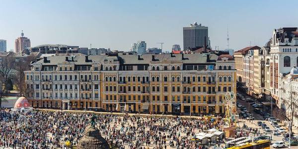 Чому на Софійській площі цього року не буде гігантських писанок
