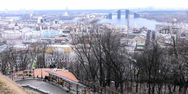 З Андріївського узвозу будують пішохідну дорогу до Володимирської гірки