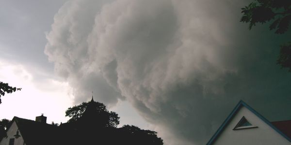 До Києва наближається небезпечний буревій